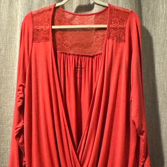 Torrid | Super Soft Orange Knit Top with Lace Back and Long Sleeves | Size 2 - Picture 2 of 7